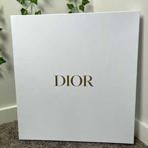 XL Dior Purse Box